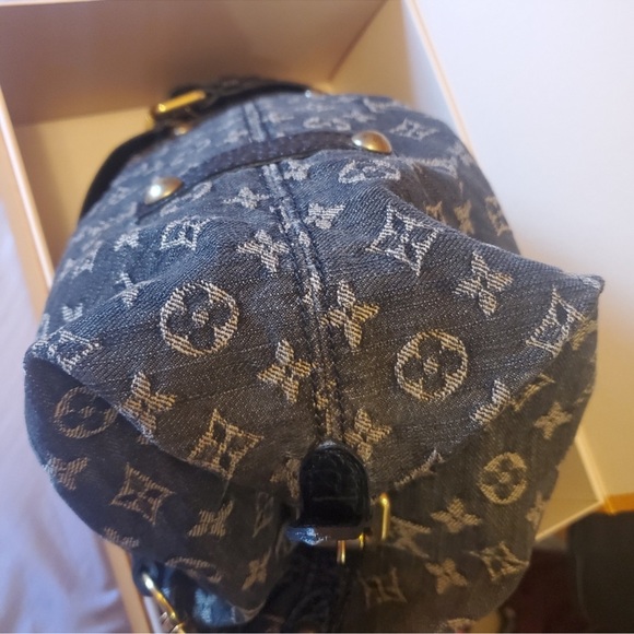 💎 ✨LOUIS VUITTON ✨💎 LIMITED EDITION DENIM MONOGRAM NEO CABBY MM IN BLACK - Picture 4 of 16